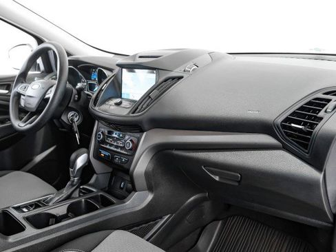 Used 2018 Ford Escape SE w/ SE Sync 3 Package AWD/4WD image 10