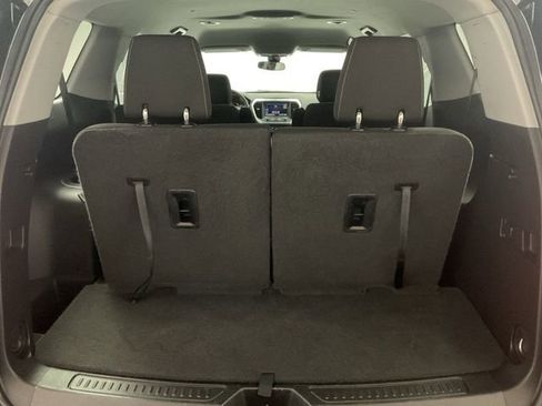 Certified 2022 GMC Acadia SLE AWD/4WD image 32