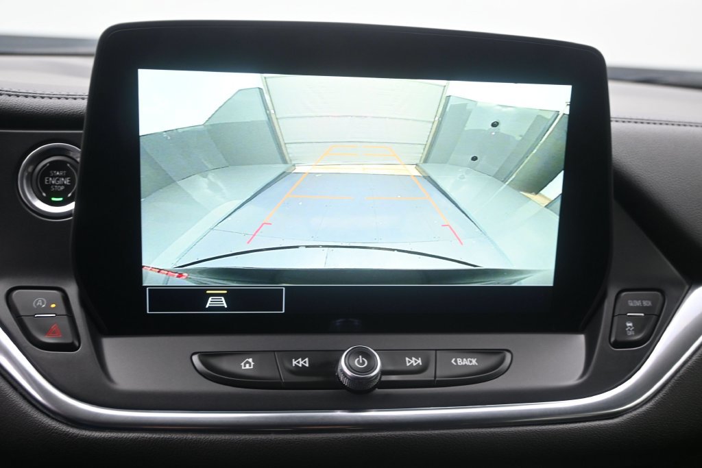 Used 2023 Chevrolet Blazer LT FWD image 11