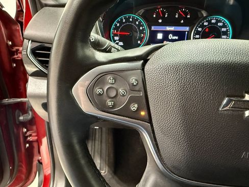 Used 2023 Chevrolet Traverse RS image 21