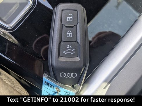 New 2025 Audi Q5 Prestige image 33