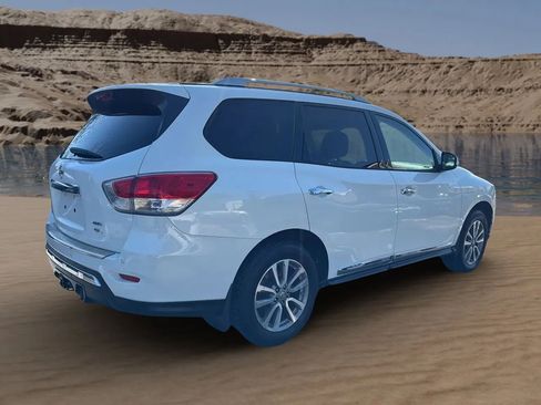 Used 2014 Nissan Pathfinder SL w/ SL Premium Package image 5