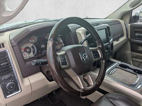 Used 2017 RAM 2500 Longhorn w/ Convenience Group AWD/4WD image 10