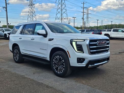 New 2026 GMC Yukon Elevation image 8