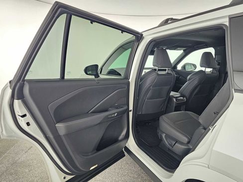 Certified 2025 Lexus TX 500h AWD w/ Technology Package image 15