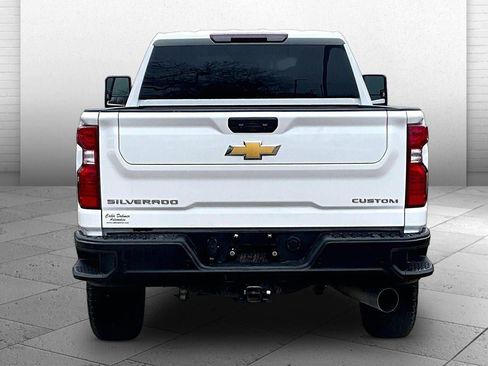 Used 2025 Chevrolet Silverado 2500 Custom w/ Custom Value Package AWD/4WD image 3