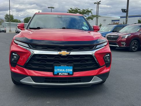 Used 2024 Chevrolet Blazer LT AWD/4WD image 2