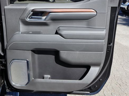 New 2026 GMC Sierra 1500 Denali w/ Denali Reserve Package image 23