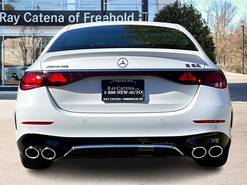 New 2026 Mercedes-Benz E 53 AMG e 4MATIC Sedan image 4