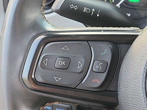 Used 2024 Jeep Wrangler Unlimited w/ Convenience Group AWD/4WD image 20