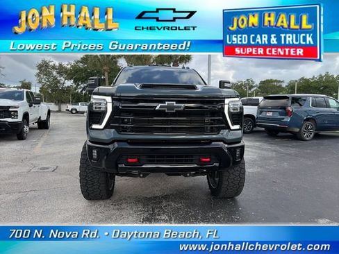 Used 2025 Chevrolet Silverado 2500 LTZ w/ Trail Boss Package AWD/4WD image 17