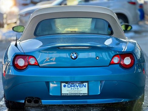 Used 2005 BMW Z4 3.0i image 5