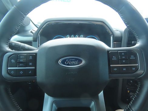 Certified 2021 Ford F150 Lariat w/ Trailer Tow Package AWD/4WD image 25