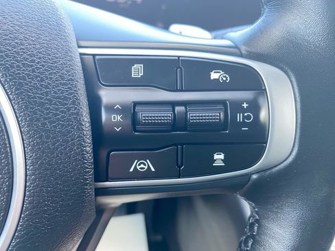 Certified 2025 Kia Sportage SX Prestige AWD/4WD image 24