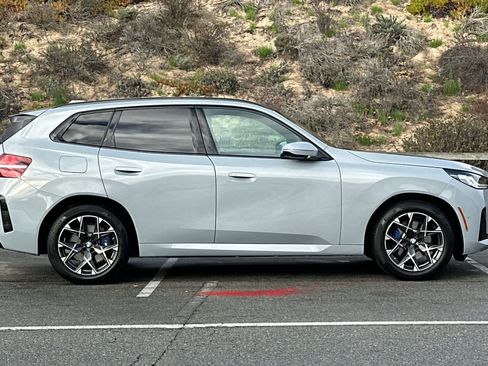 Used 2025 BMW X3 xDrive30i w/ Premium Package image 6