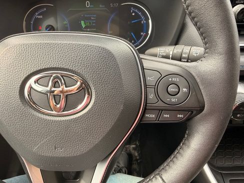 Used 2021 Toyota RAV4 XSE w/ Protection Package (TMS) AWD/4WD image 19