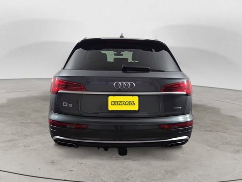 Used 2021 Audi Q5 e Prestige w/ Prestige Package image 4