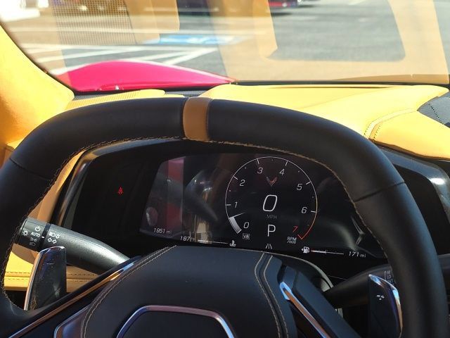 Used 2025 Chevrolet Corvette Stingray Premium Cpe w/ Z51 Performance Package RWD image 19