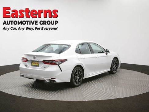 Used 2024 Toyota Camry SE image 44