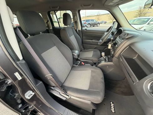 Used 2014 Jeep Patriot Sport w/ Power Value Group image 29