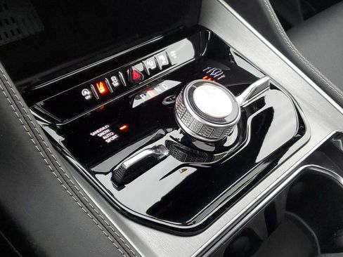 New 2026 Jeep Grand Wagoneer L Limited image 20