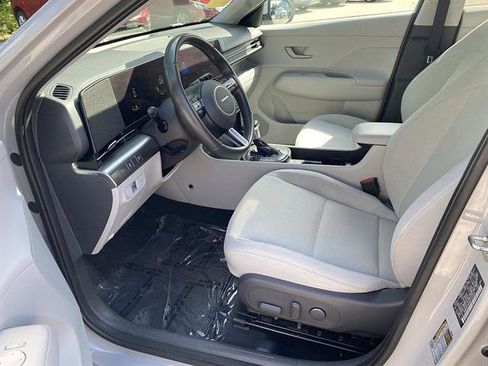 Used 2024 Hyundai Kona SEL AWD/4WD image 38