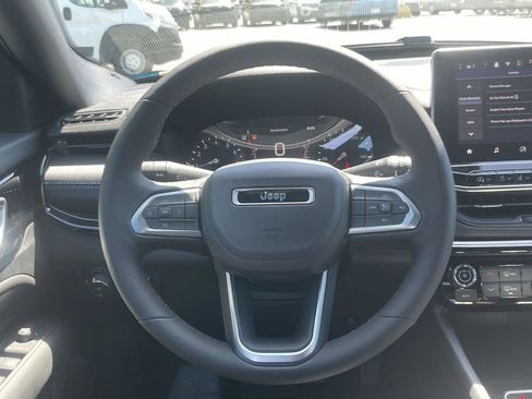 New 2026 Jeep Compass Latitude AWD/4WD image 23