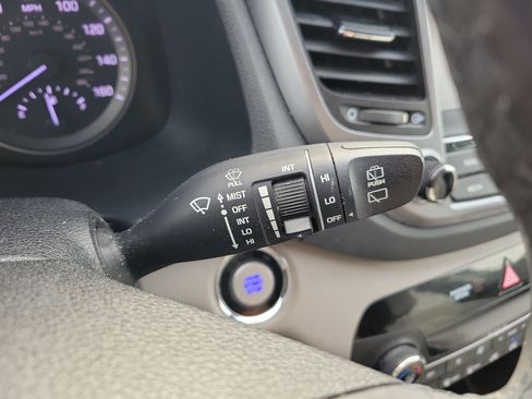 Used 2018 Hyundai Tucson Sport image 30