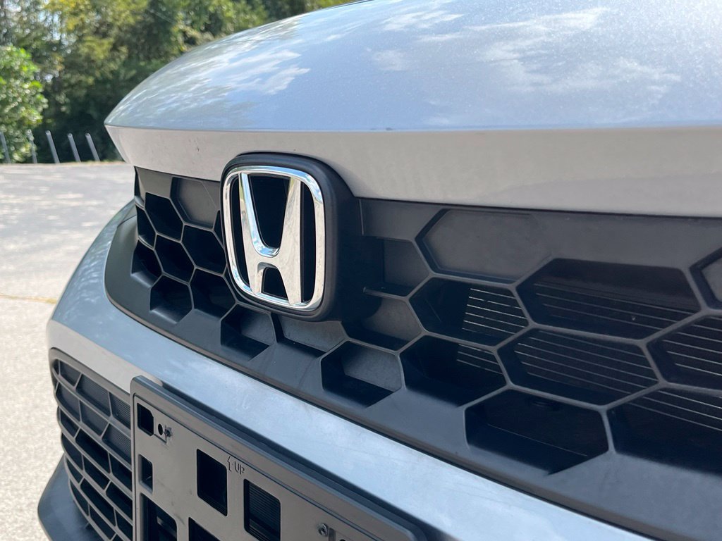 Used 2023 Honda Civic EX-L image 4