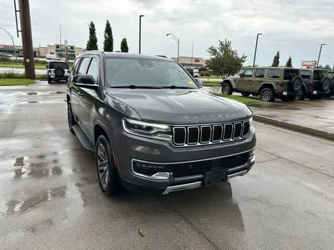 Certified 2024 Jeep Wagoneer Series II AWD/4WD image 25