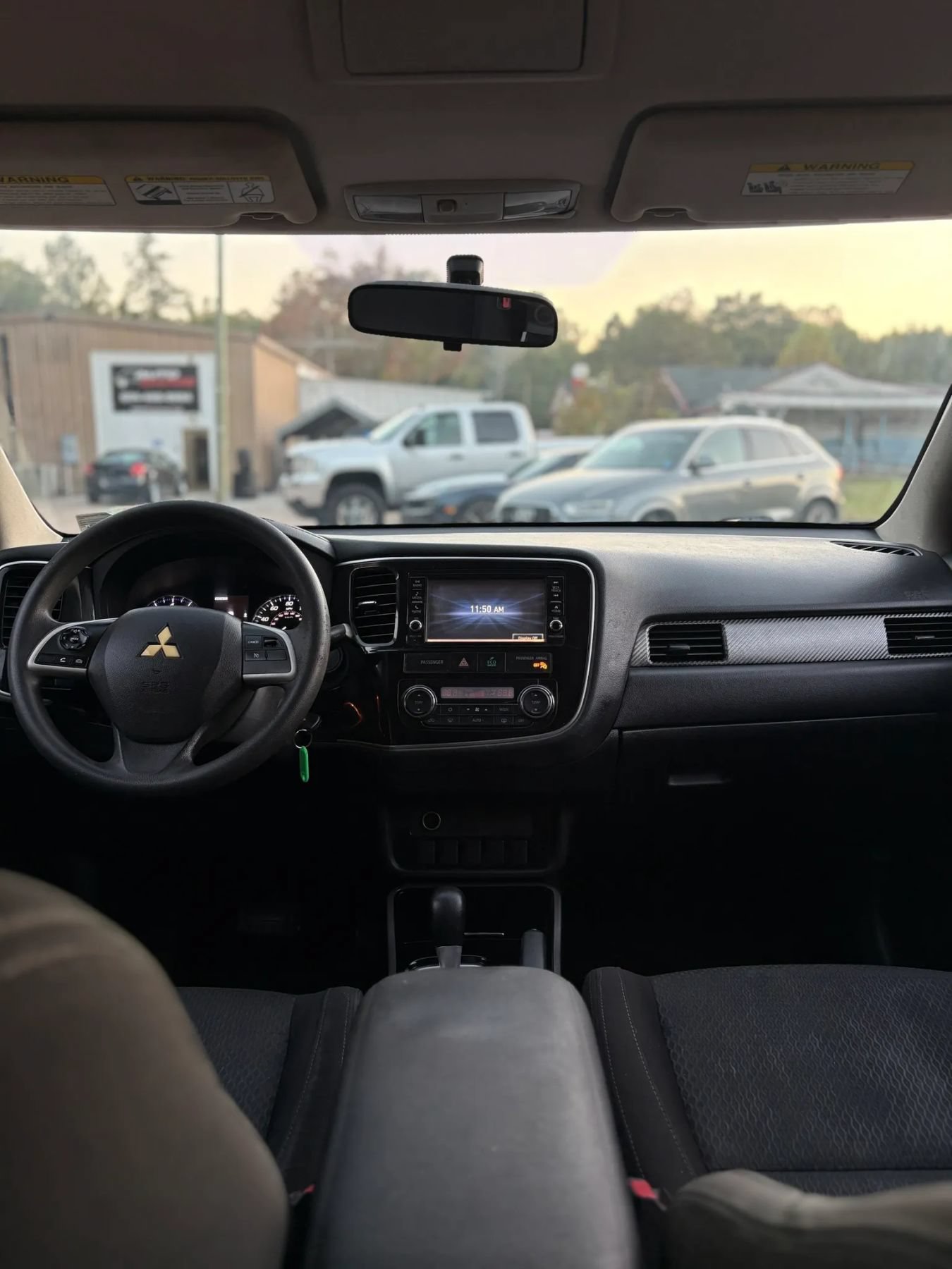 Used 2018 Mitsubishi Outlander ES AWD/4WD image 25