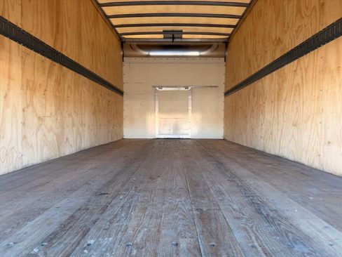 Used 2023 Chevrolet Express 4500 Extended w/ Power Convenience Package image 15