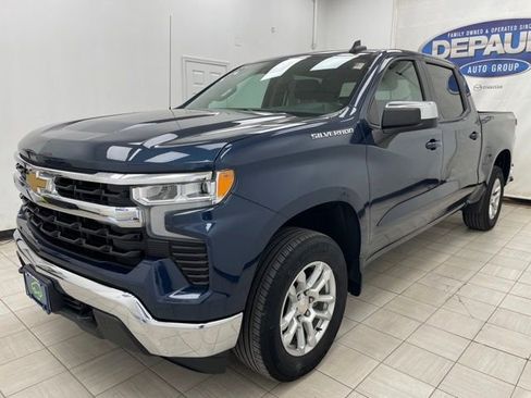 Used 2022 Chevrolet Silverado 1500 LT AWD/4WD image 18