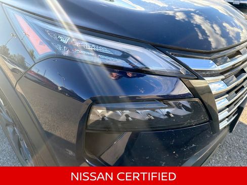 Certified 2025 Nissan Rogue SV AWD/4WD image 4