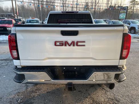 Used 2022 GMC Sierra 2500 SLE image 6