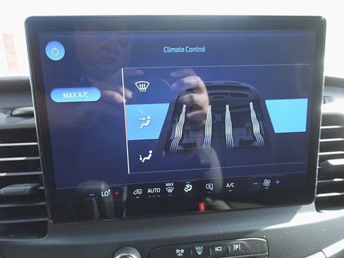 New 2025 Ford Transit 250 Low Roof image 19