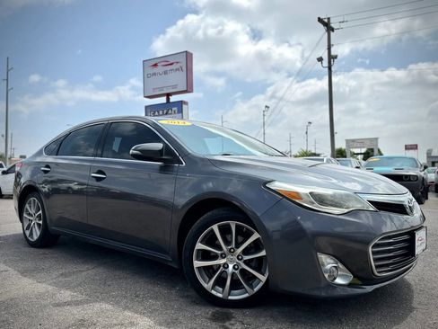 Used 2014 Toyota Avalon XLE Touring FWD image 2