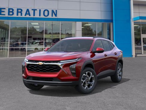 New 2026 Chevrolet Trax LT FWD image 6