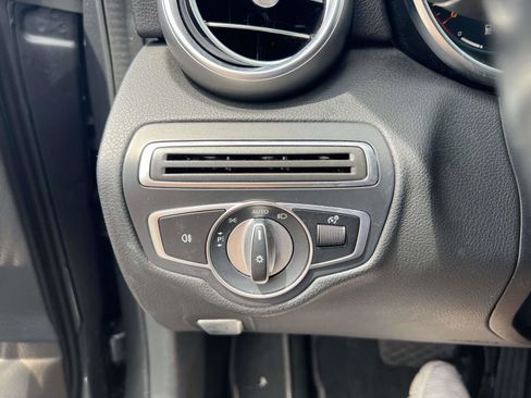 Used 2021 Mercedes-Benz C 300 4MATIC Sedan w/ Premium Package image 21