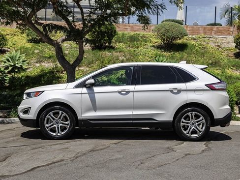 Used 2016 Ford Edge Titanium w/ Technology Package AWD/4WD image 2