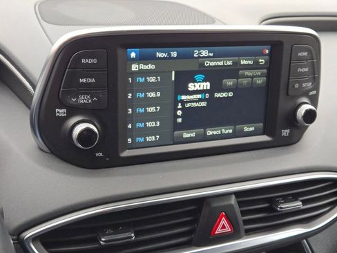 Used 2020 Hyundai Santa Fe SEL w/ Convenience Package image 28