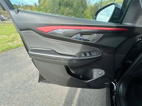 Used 2025 Chevrolet TrailBlazer RS w/ Convenience Package image 21