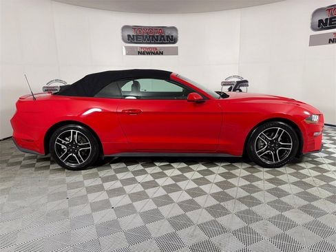 Used 2021 Ford Mustang Premium image 2