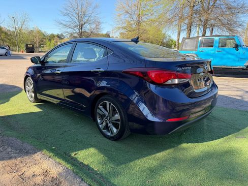 Used 2014 Hyundai Elantra Limited w/ Option Group 03 image 6