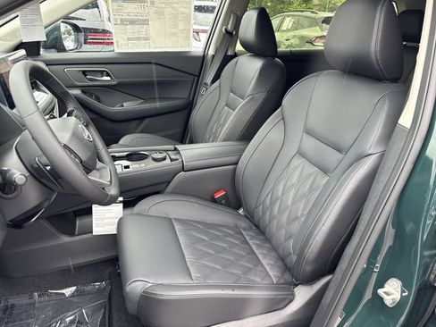 New 2026 Nissan Rogue Platinum AWD/4WD image 11