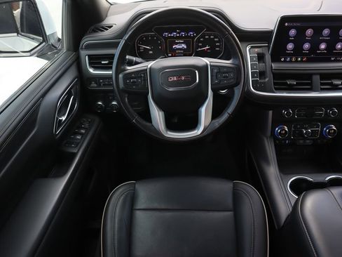 Used 2021 GMC Yukon XL SLT image 23
