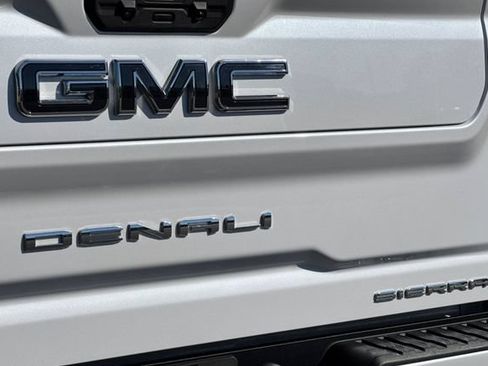 Used 2025 GMC Sierra 2500 Denali Ultimate AWD/4WD image 54