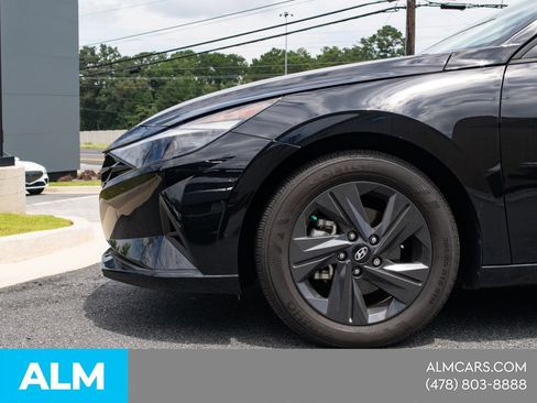 Used 2023 Hyundai Elantra SEL FWD image 12