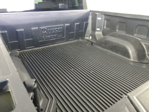 Used 2025 GMC Sierra 1500 SLT RWD image 31