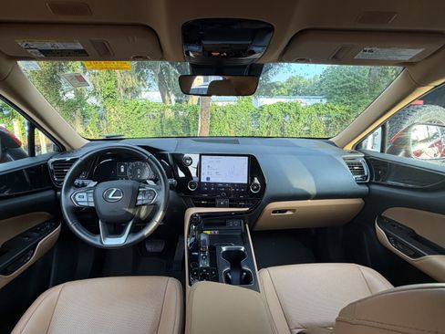 Used 2025 Lexus NX 250 FWD w/ Towing Package (2000 Lbs) image 35